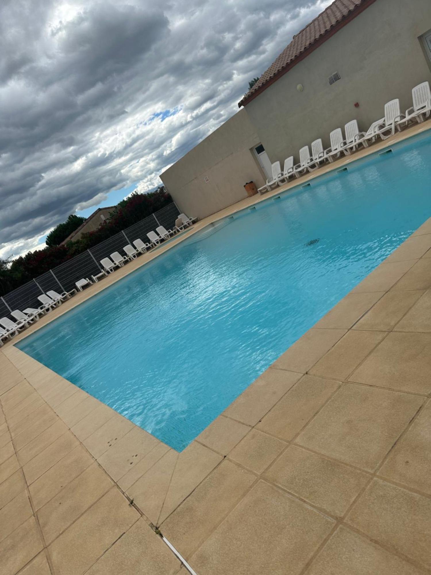 Maison Vacances Climatisee A 20 Minutes De La Mer Gallargues-le-Montueux Exterior photo